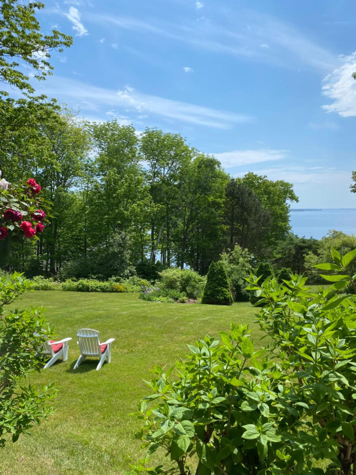 Victorian By The Sea Bed and Breakfast Lincolnville Buitenkant foto