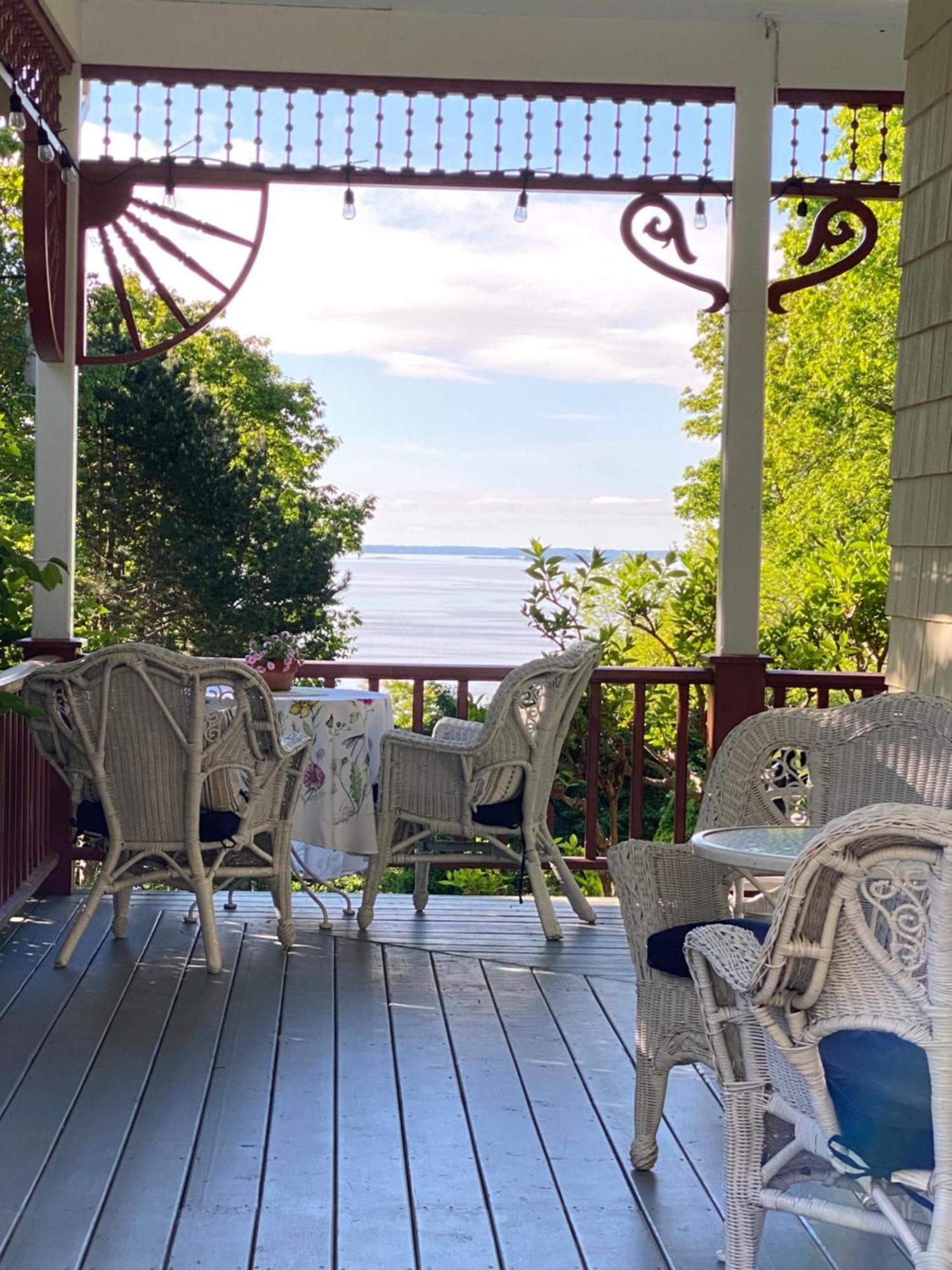 Victorian By The Sea Bed and Breakfast Lincolnville Buitenkant foto