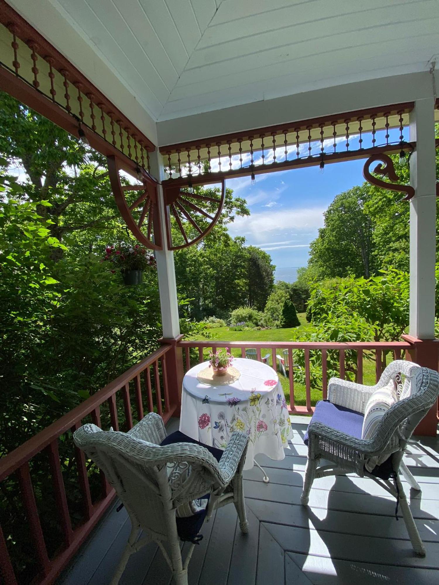 Victorian By The Sea Bed and Breakfast Lincolnville Buitenkant foto
