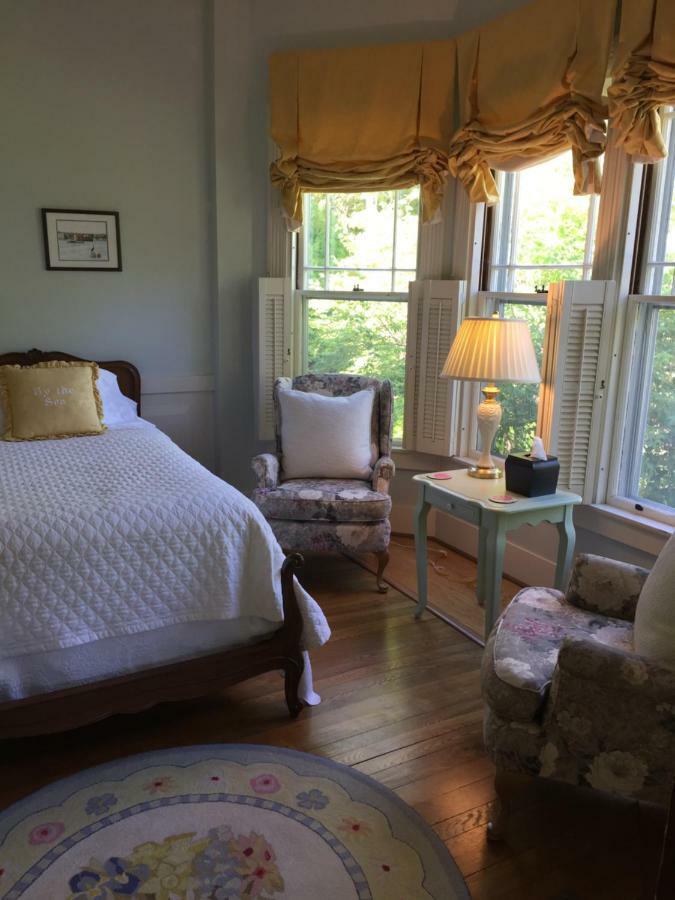Victorian By The Sea Bed and Breakfast Lincolnville Buitenkant foto