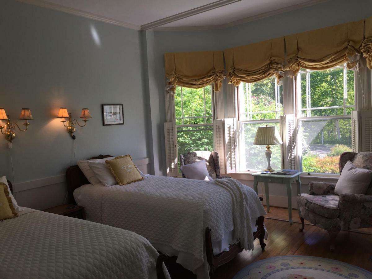 Victorian By The Sea Bed and Breakfast Lincolnville Buitenkant foto