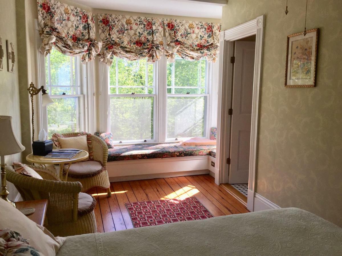 Victorian By The Sea Bed and Breakfast Lincolnville Buitenkant foto
